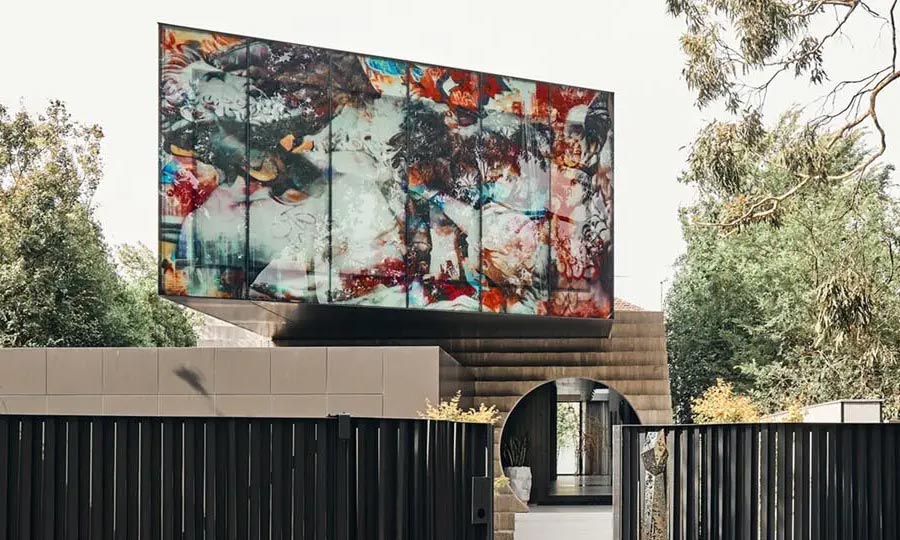 La casa JARtB, proyectada recientemente por KUD Architects en Australia, es un híbrido entre galería de arte y arquitectura residencial.