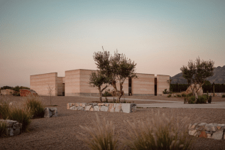 ARQUITECTURA ECO-INTEGRADA: LA BODEGA TIERRA TINTA