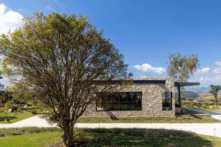 CASA RANCHO: ARQUITECTURA PAISAJÍSTICA EN RIO 