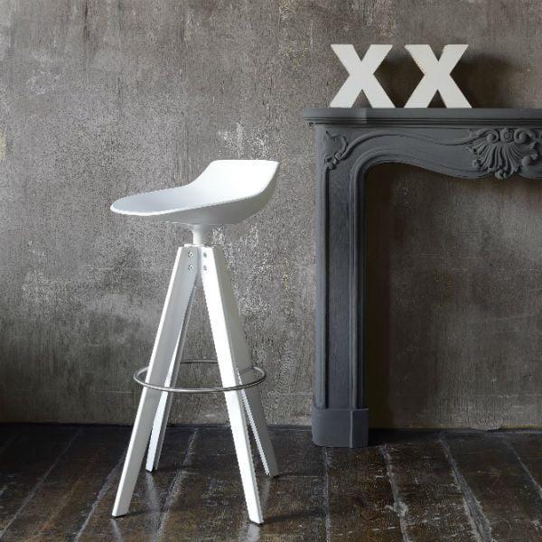 Taburete elegante FLOW STOOL, by MDF Italia