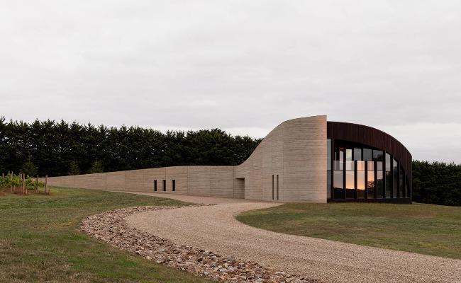 NATURALEZA Y ARMONÍA: LA ESENCIA DE PENÍNSULA HOUSE 