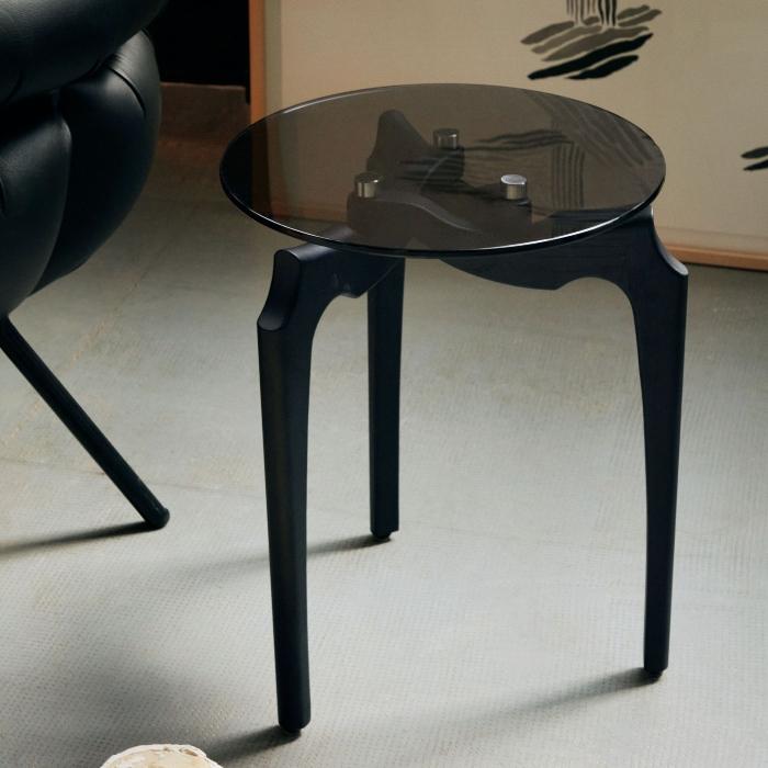 CARLINA SIDE TABLE