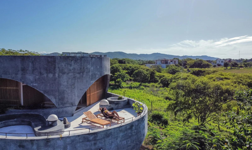 Arquitectura Sostenible y Contemporánea: La Innovadora Casa Vacacional de Miguel Ángel Carroll Zopfy en La Barra