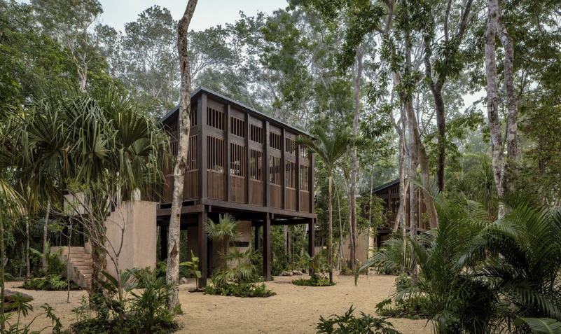 Boca de Agua: El Innovador Hotel de Frida Escobedo en la Selva de Bacalar