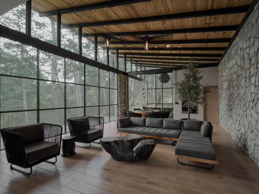 Casa Emilia: Un Diseño Integrado con la Naturaleza