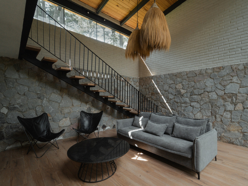 Casa Emilia: Un Diseño Integrado con la Naturaleza
