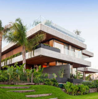 Water House: Integración Arquitectónica y Naturaleza