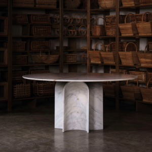 Mesa diseñada por Francesco Meda y David López Quincoces