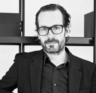 KONSTANTIN GRCIC