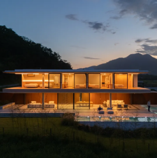 CASA WALL ARQUITECTURA VERDE Y CONCIENCIA ECOLÓGICA EN ANGRA