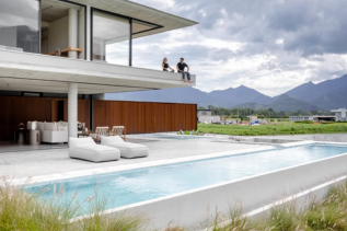 CASA WALL ARQUITECTURA VERDE Y CONCIENCIA ECOLÓGICA EN ANGRA