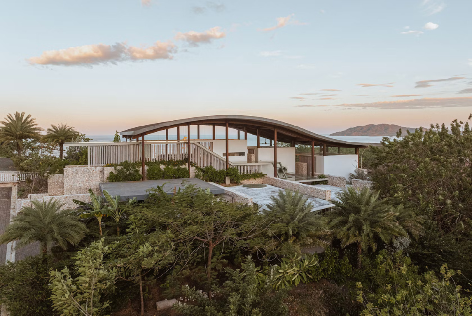 Villa áurea se ubica en una colina de Tamarindo