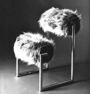 DUE PIÚ DE NANDA VIGO: MINIMALISMO CON CARÁCTER