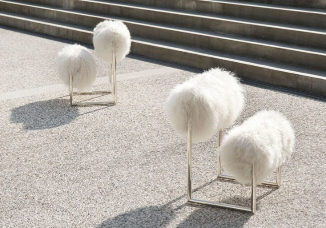 DUE PIÚ DE NANDA VIGO: MINIMALISMO CON CARÁCTER