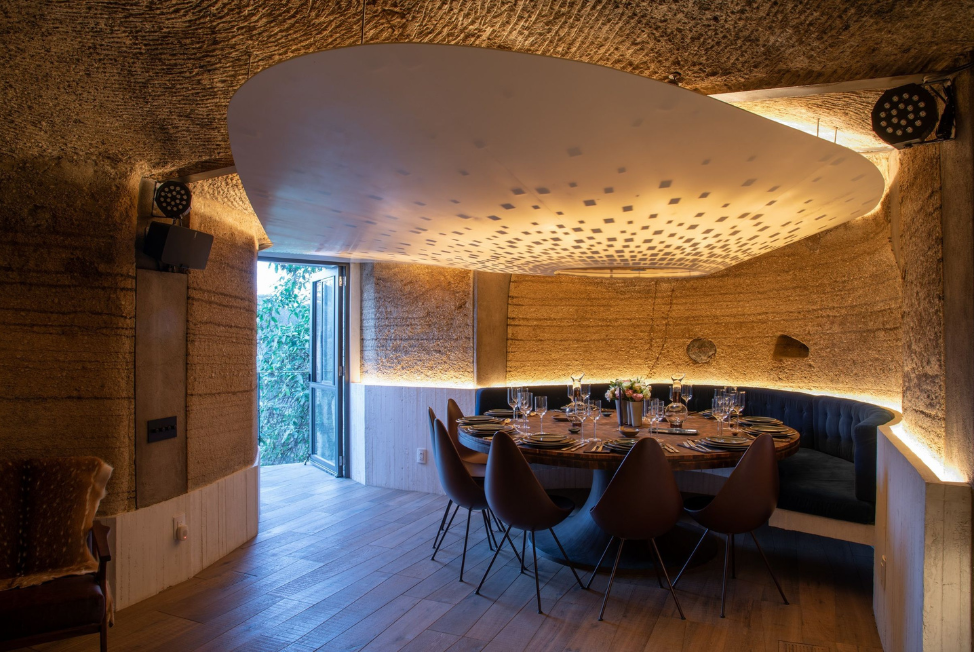 Photocatalytic Cave MM