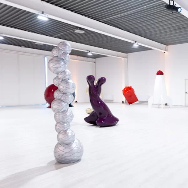 DUBAI-DREAM-SCULPTURE-1