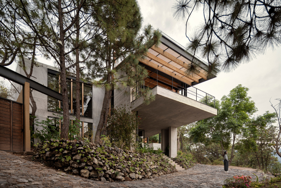 Ubicada en Valle de Bravo, es un proyecto residencial