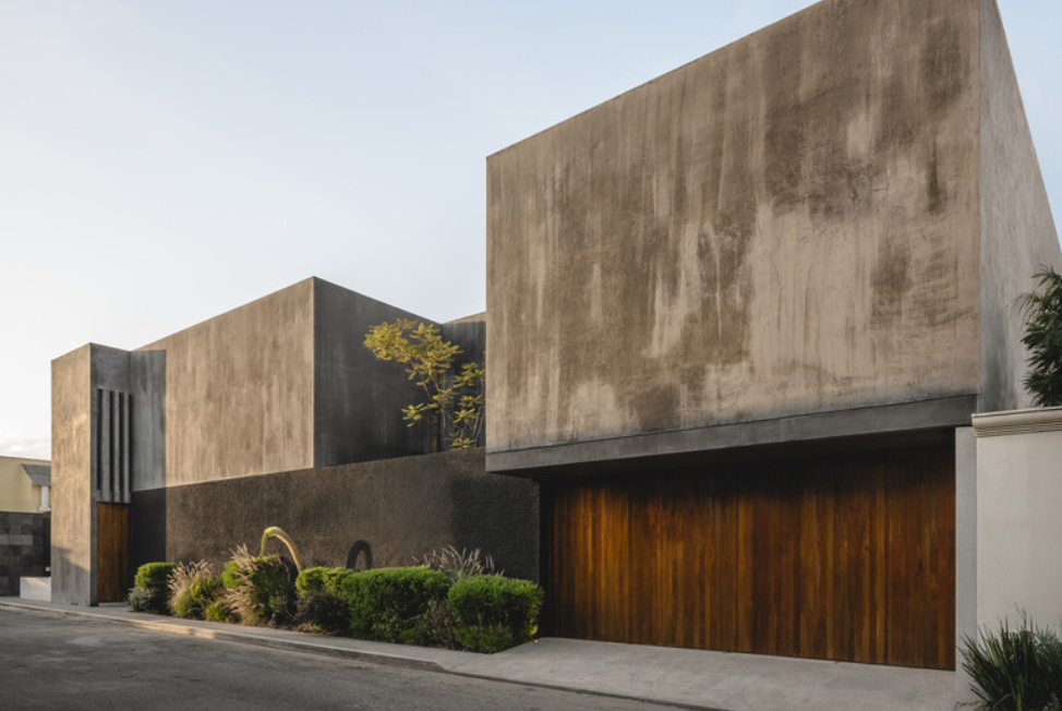 Casa Ceniza se concibe como un volumen sólido