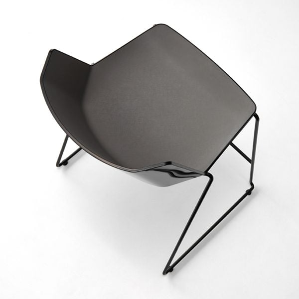 Taburete elegante y minimalista AÏKU STOOL by MDF Italia