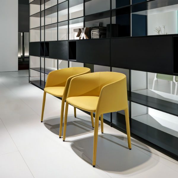 Silla elegante y minimalista ACHILLE ARMCHAIR by MDF Italia
