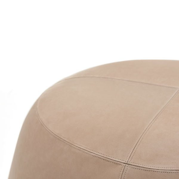 Pouf elegante y minimalista FUJI by MDF Italia