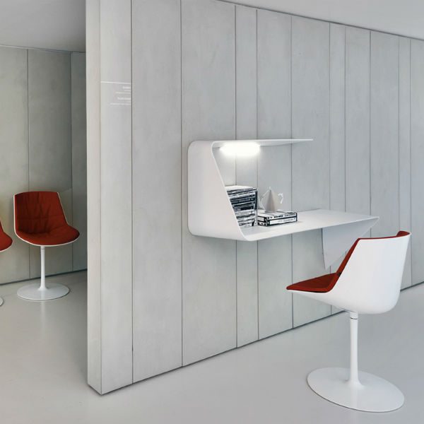 Escritorio elegante y minimalista MAMBA by MDF Italia