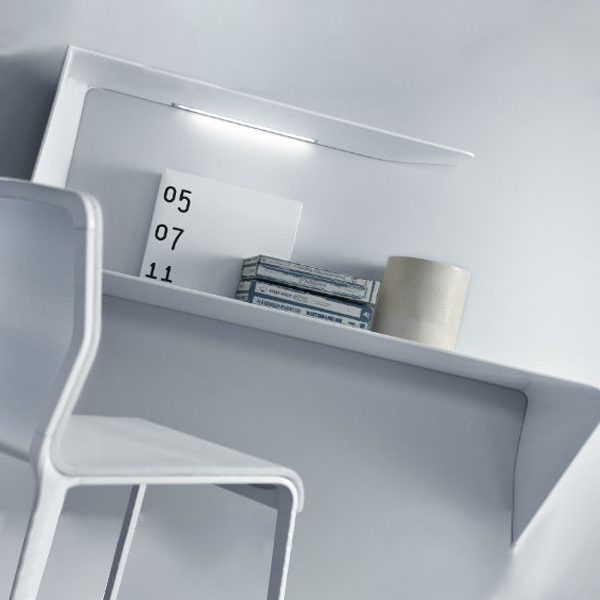 Escritorio elegante y minimalista MAMBA by MDF Italia