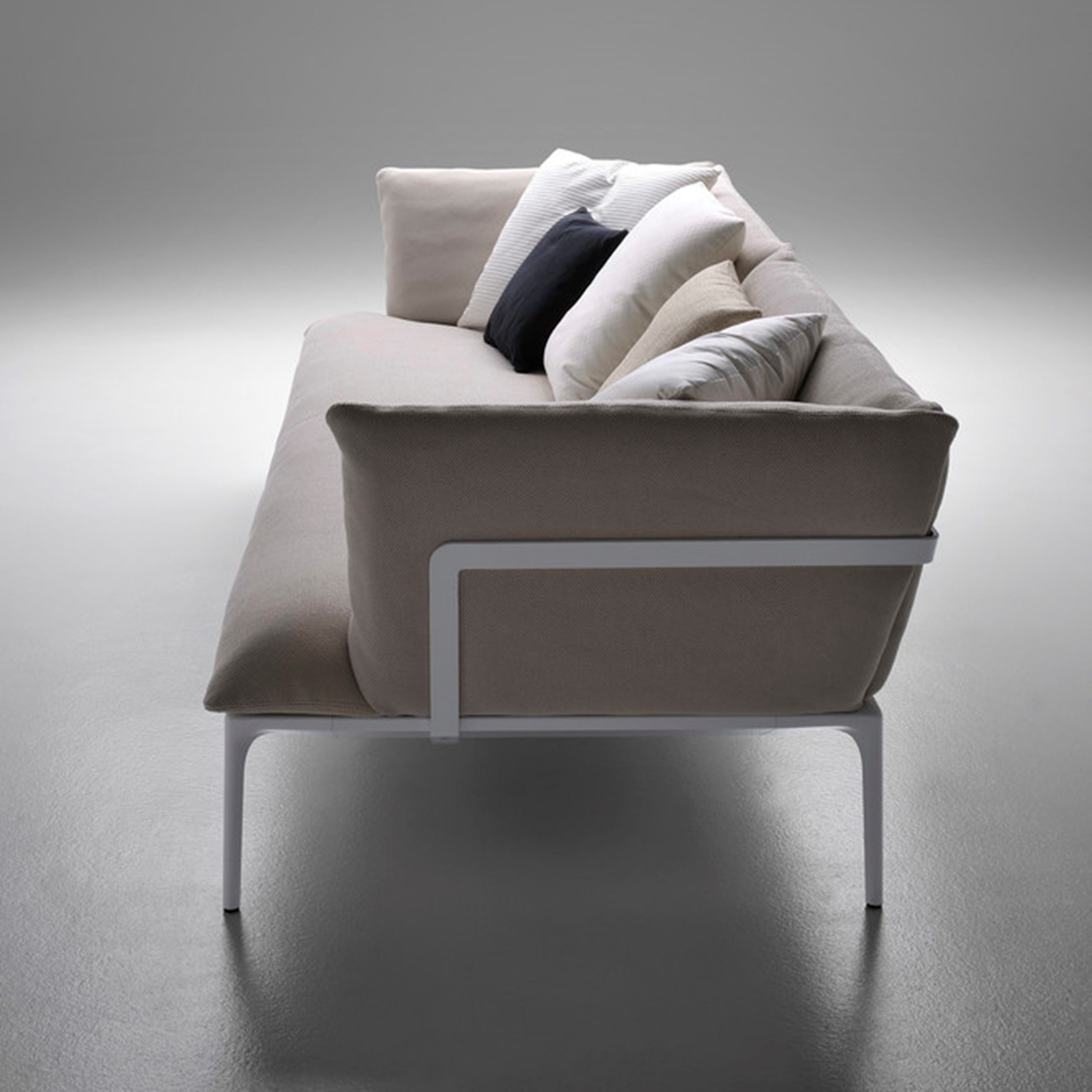 Sofá elegante y minimalista SOFÁ YALE by MDF Italia