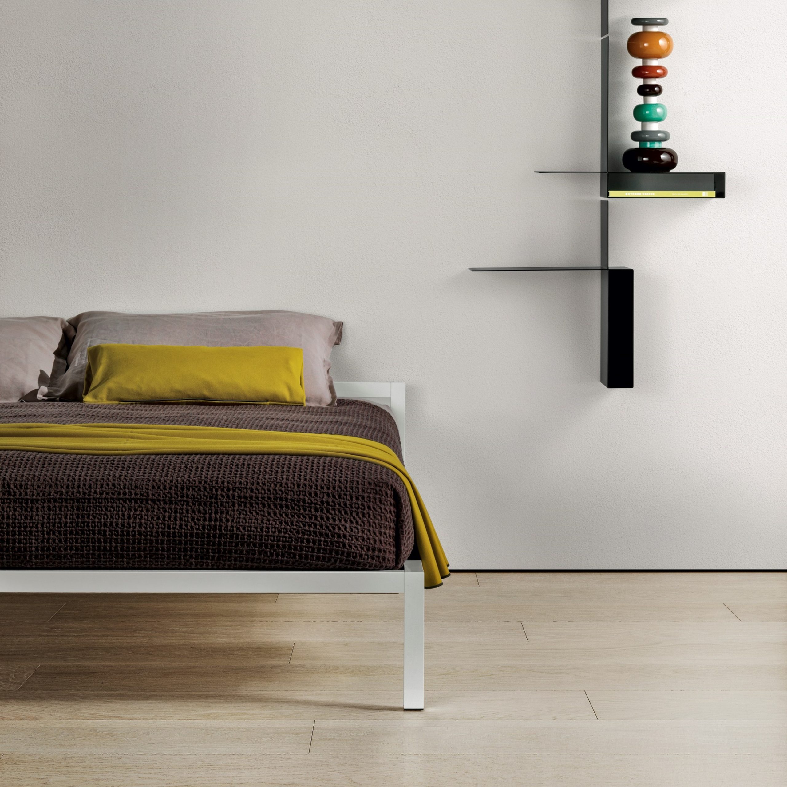 Cama elegante y minimalista ALUMINIUM BED by MDF Italia