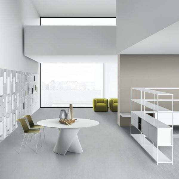 Silla elegante y minimalista AÏKU by MDF Italia