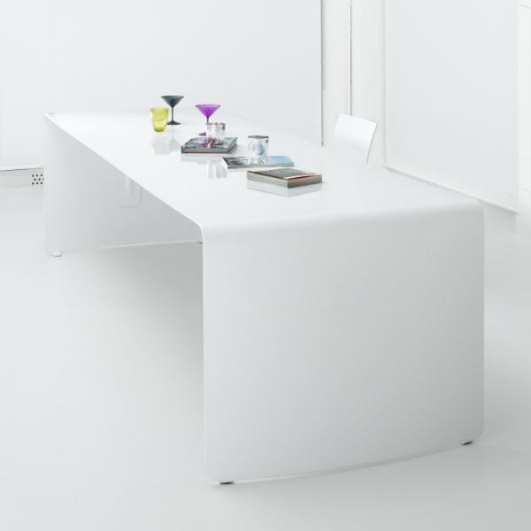 Mesa elegante y minimalista LA GRANDE TABLE by MDF Italia