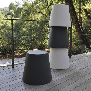 Taburete bajo sofisticado y versátil ALI BABA STOOL by SLIDE