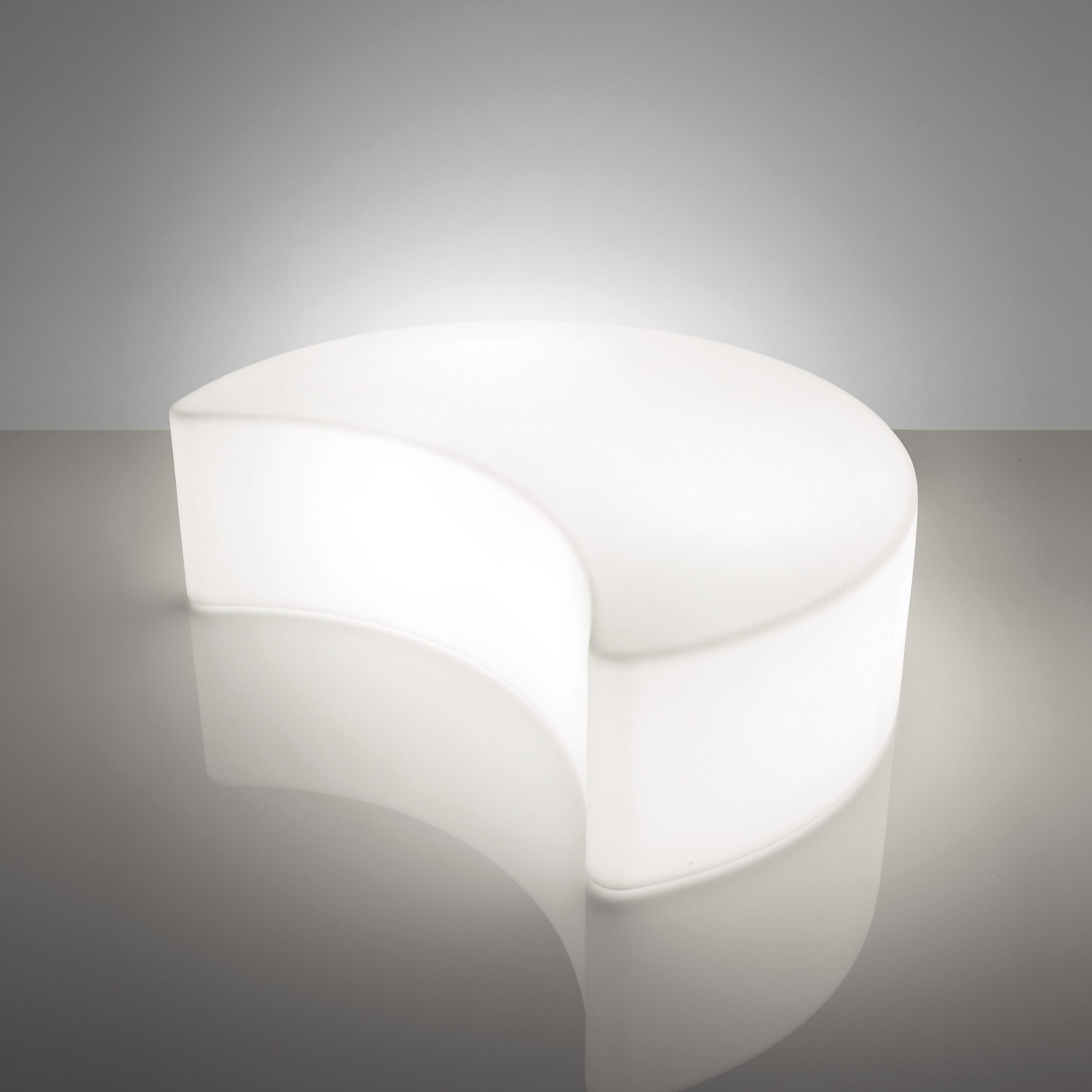 Pouf sofisticado y versátil MOON by SLIDE
